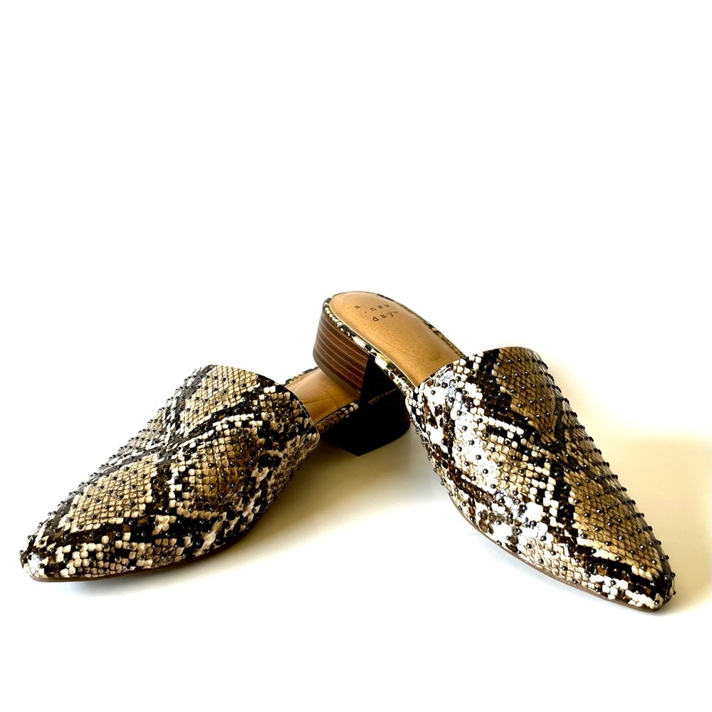 Slide on mules